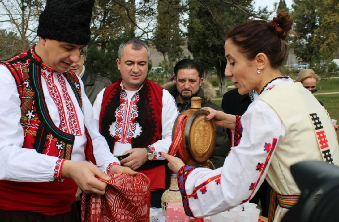 Какой праздник в болгарии