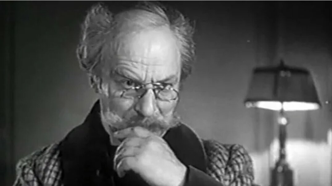 Изображение со страницы https://kino.mail.ru/cinema/movies/764671_anton_ivanovich_serditsja/?utm_partner_id=656
