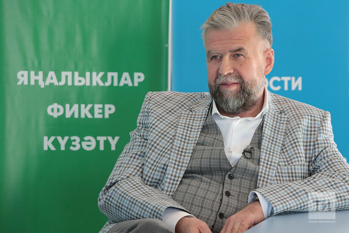 Марат Ганиев: «Первые мультфильмы мы делали так, как их делали в середине прошлого века. Технологии развивались, росло наше умение». Фото: © Рамиль Гали / «Татар-информ»