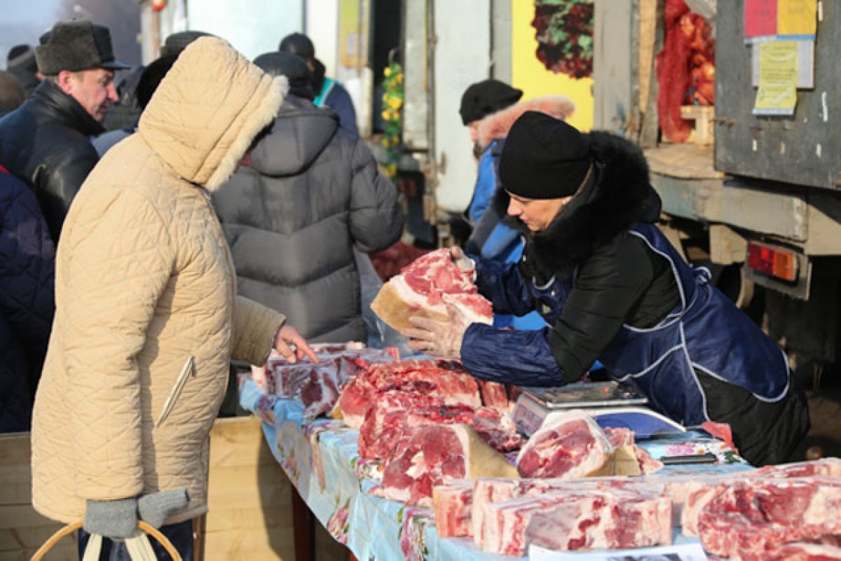    Самарские производители представили свою продукцию на ярмарке «Своё родное»