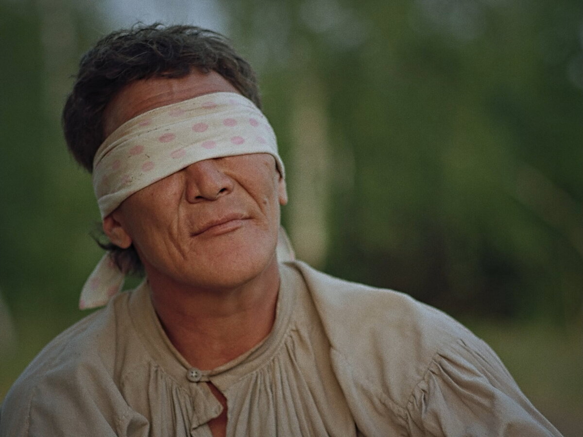 Изображения с сайта Кинопоиск https://www.kinopoisk.ru/film/5237750/