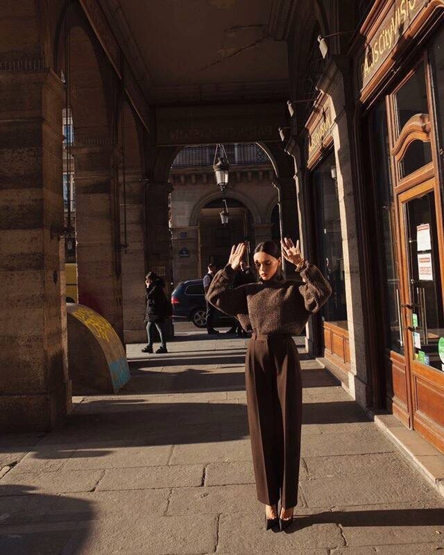 Решение должно быть твоим, а не остальных в первую очередь. Перестанешь париться ты и тебе больше никто не сможет сказать то, что тебя может обидеть .          #мир #правила # решения #просмотр #актив #истории. Все фото были взяты из интернета.