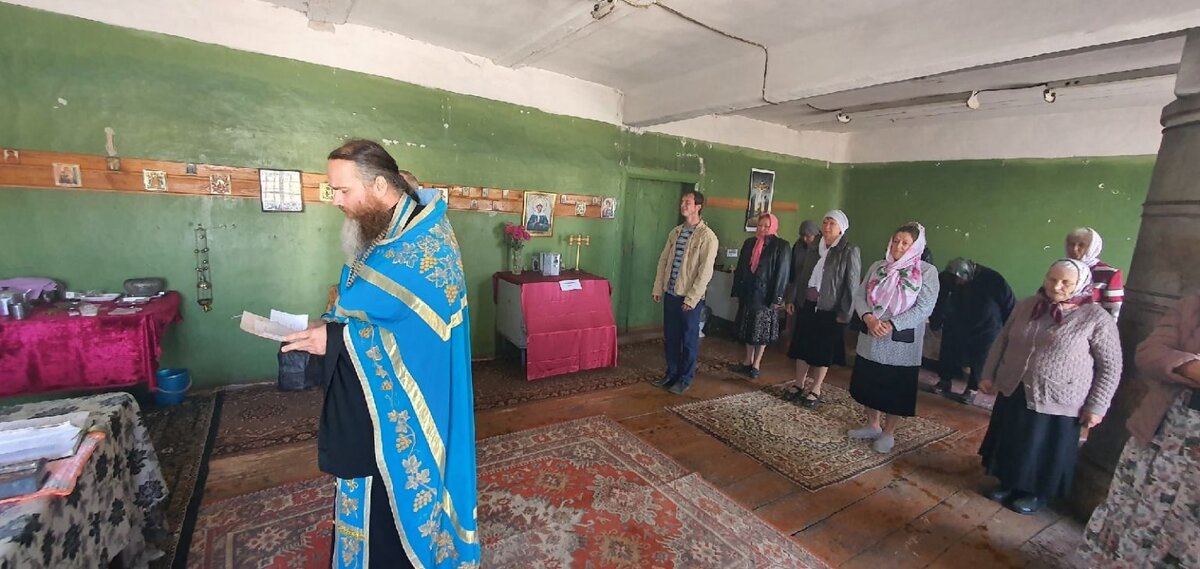 В храме села Малое Окулово