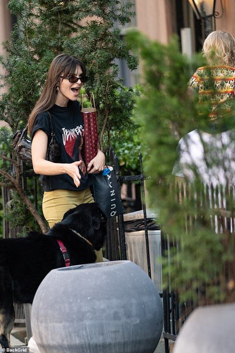    Эмили Ратаковски Фото: BackGrid