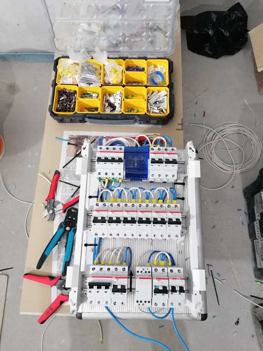 Смирнов Эдуард Рудольфович ремонт квартир спб мирская 89650180906