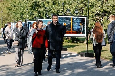    Фотовыставка «Научное зазеркалье» в Дубне ©Telegram-аккаунт врип главы г.о. Дубна Максима Тихомирова