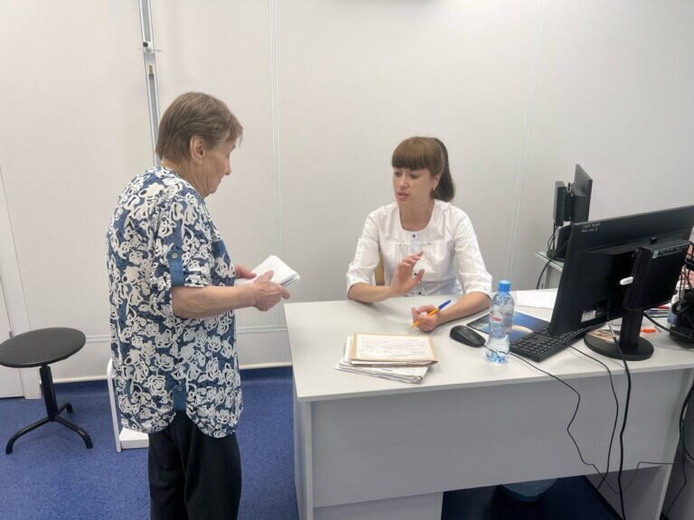    В Новотроицке в рамках «Субботнего онкодесанта» на прием к врачам пришли более 60 человек Кристина Просвиркина