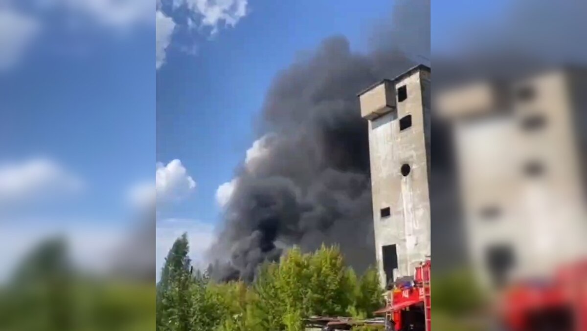     Обстоятельства и причина пожара выясняются.