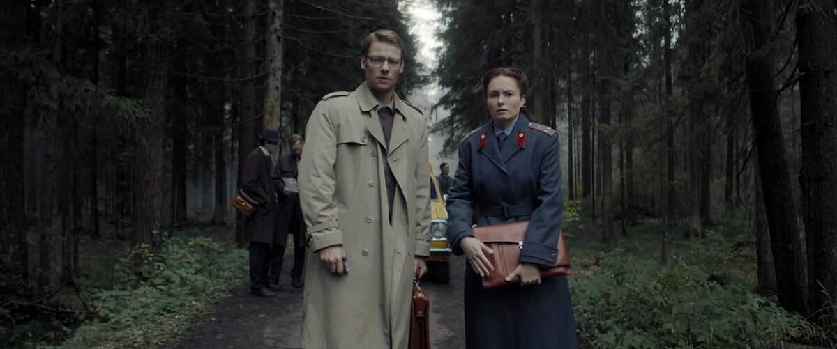 Кадр из сериала "Чикатило"