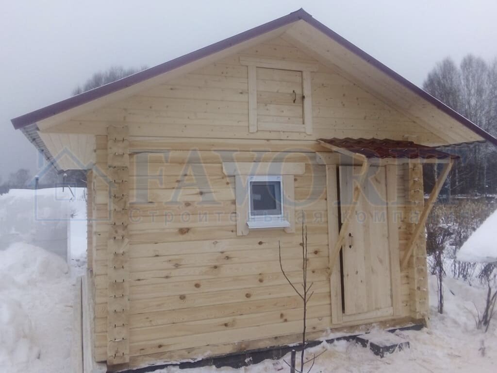 Баня 4х6 из профилированного бруса камерной сушки (построена компанией «Фаворит» в Борском районе, деревня Орлово)