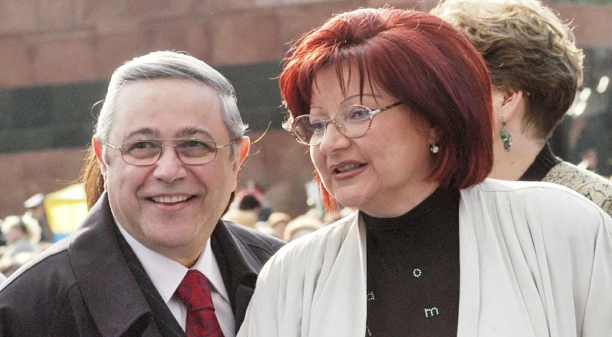 Елена Степаненко - талантливая актриса, пародистка, словом веселая женщина.-6