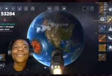 Скриншот из нашумевшего стрима.  Афроамериканский недоросль с самодовольным видом "уничтожает" ракетой собственную страну, полагая, что совершает нападение на Россию. 