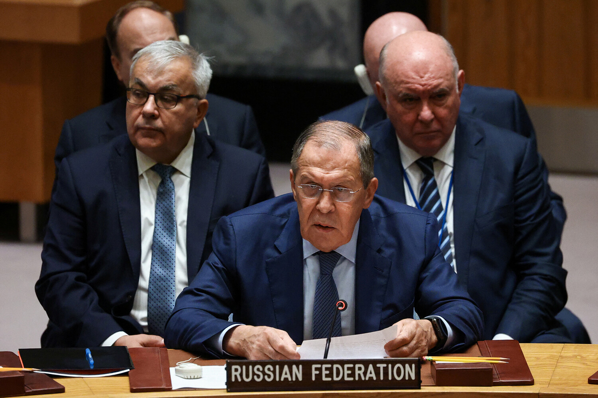 Министр иностранных дел РФ Сергей Лавров выступает на заседании Совета Безопасности ООН в Нью-Йорке, 22 сентября 2022 года 
Фото: Russian Foreign Ministry/Handout via Reuters