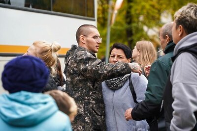    Мобилизованный в Шатуре детский фокусник Александр Фролов ©