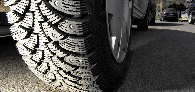 Этапы освоения новой зимней резины с шипами