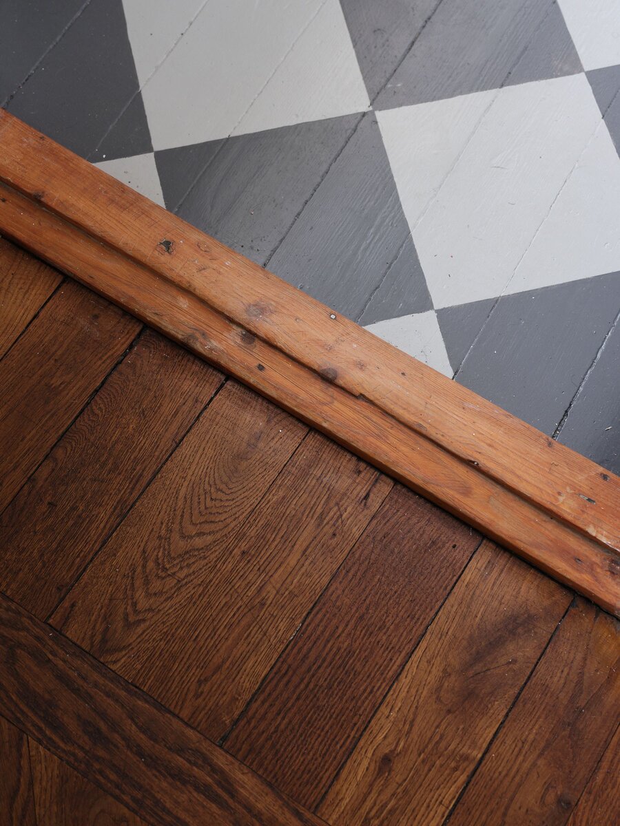 Как мужчина живет в квартире-крошке площадью 21 «квадрат» (здесь даже ...