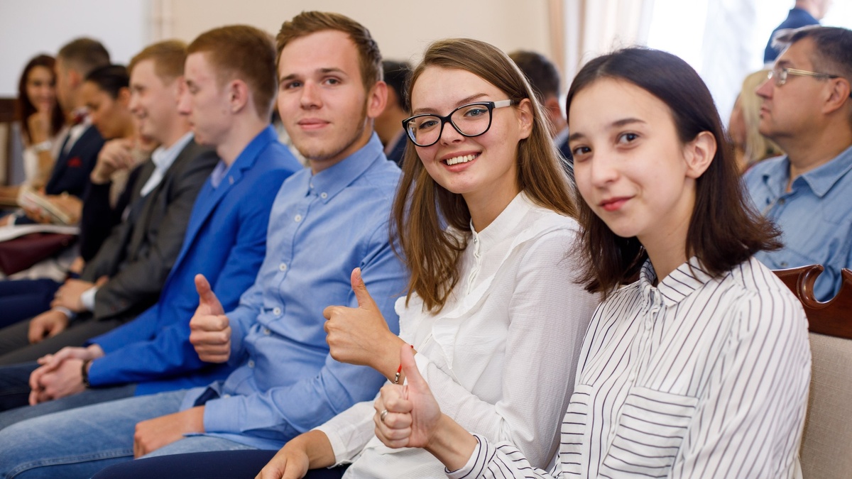    Результаты опроса: подростки Югры уверены, что в жизни добьются успеха