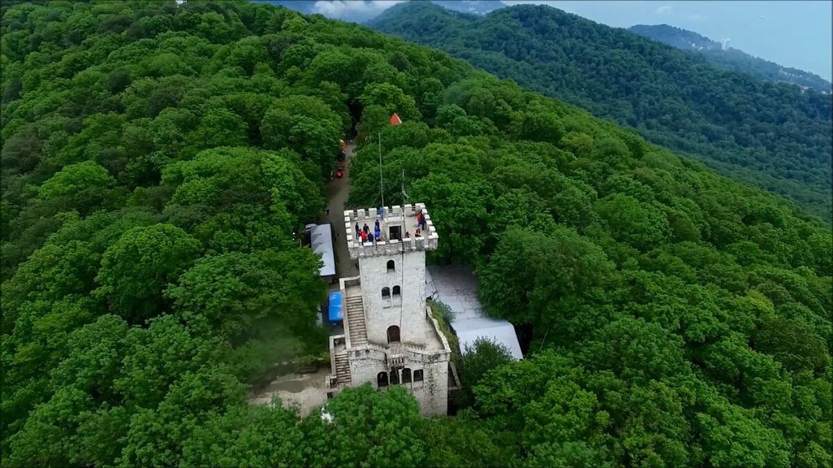 Смотровая башня на горе Ахун