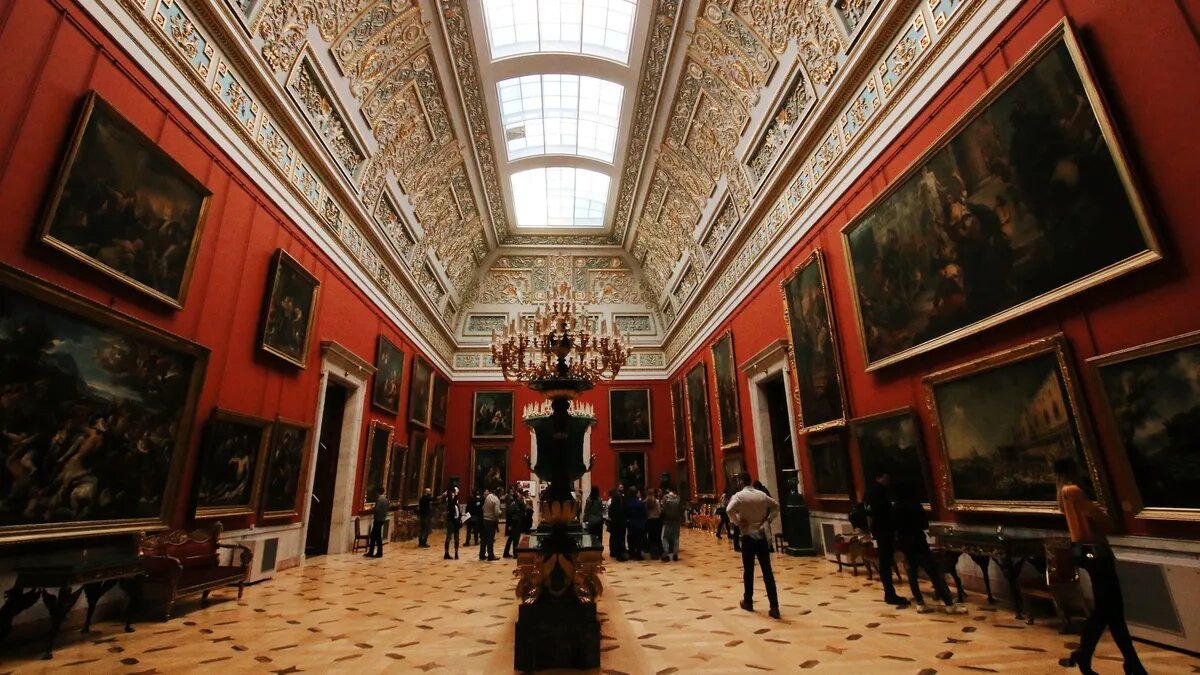 Можно посетить Эрмитаж. Фото: unsplash.com