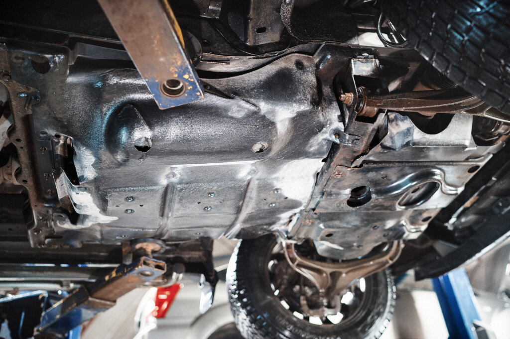 Пластиковый пыльник раздатки и АКПП