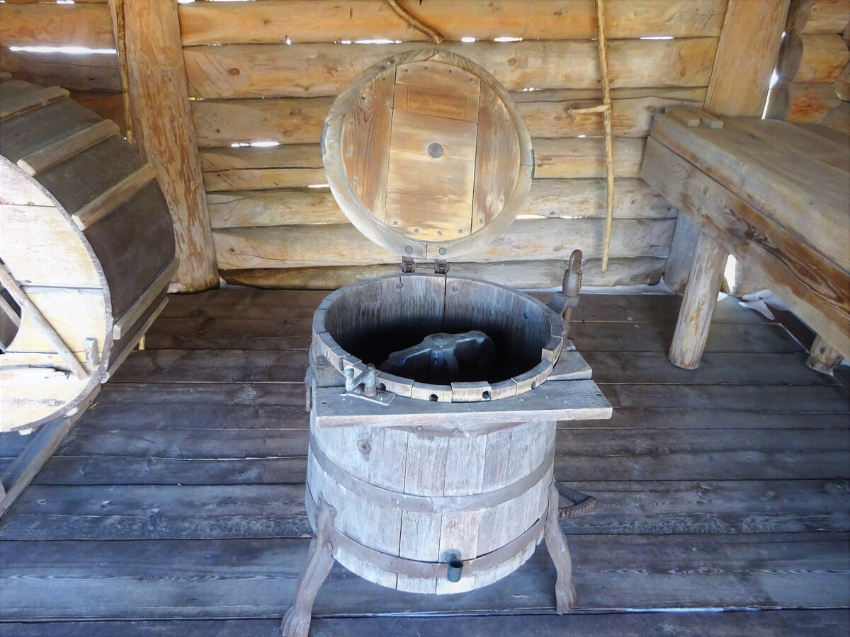 Усадьба Прокопьева (конец XIX в.) из д. Зыряново Нижне-Илимского района