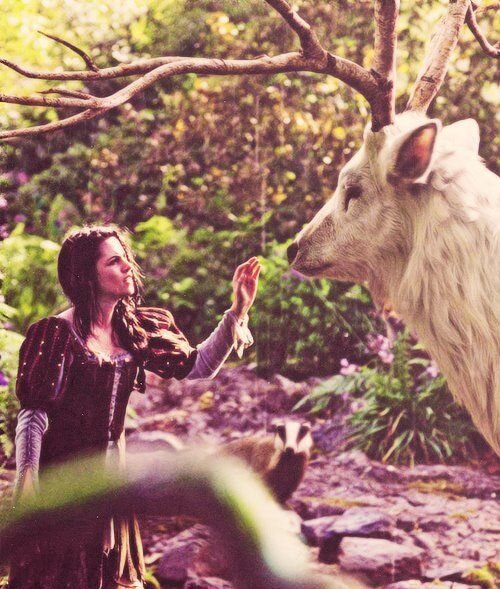 Белый Олень в фильме «Белоснежка и охотник» (Snow White & the Huntsman, 2012)