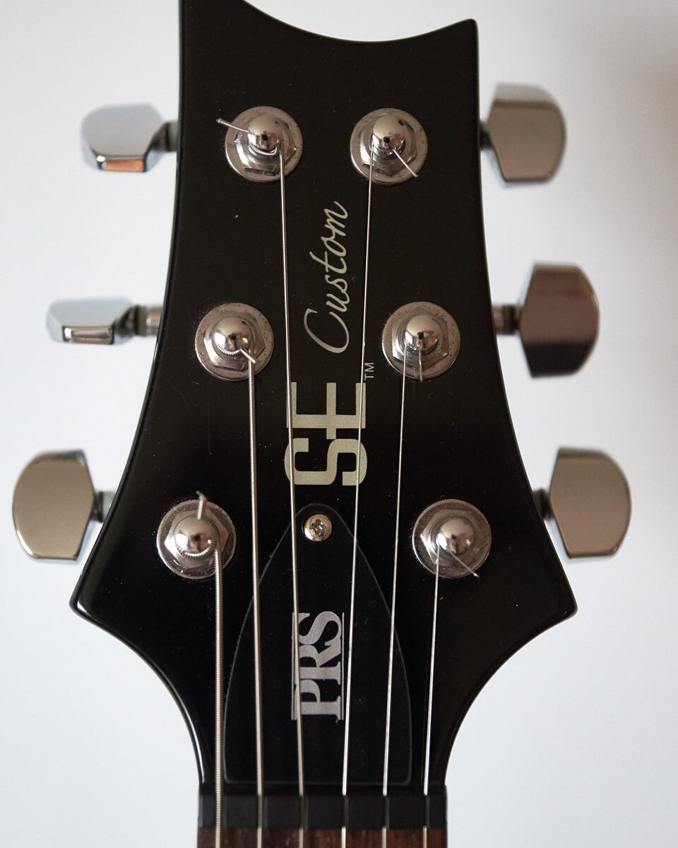 Головка грифа PRS SE Custom 22 спереди
