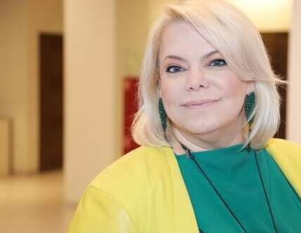 Яна Евгеньевна.