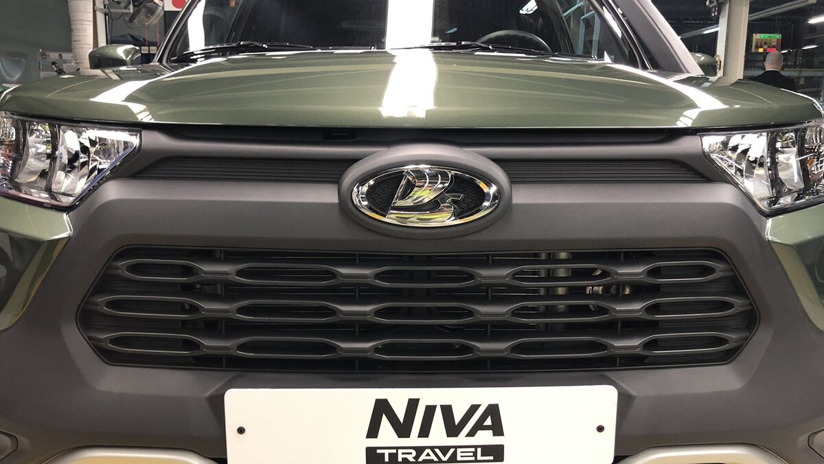    "АвтоВАЗ" начал производство новой Lada Niva Travel© Пресс-служба губернатора Самарской области
