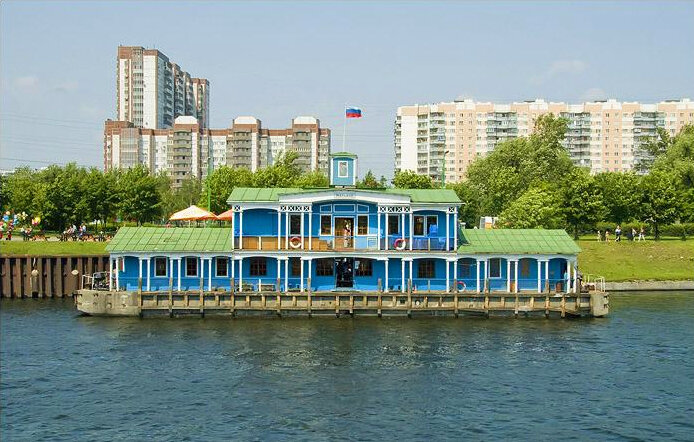Дебаркадер москва