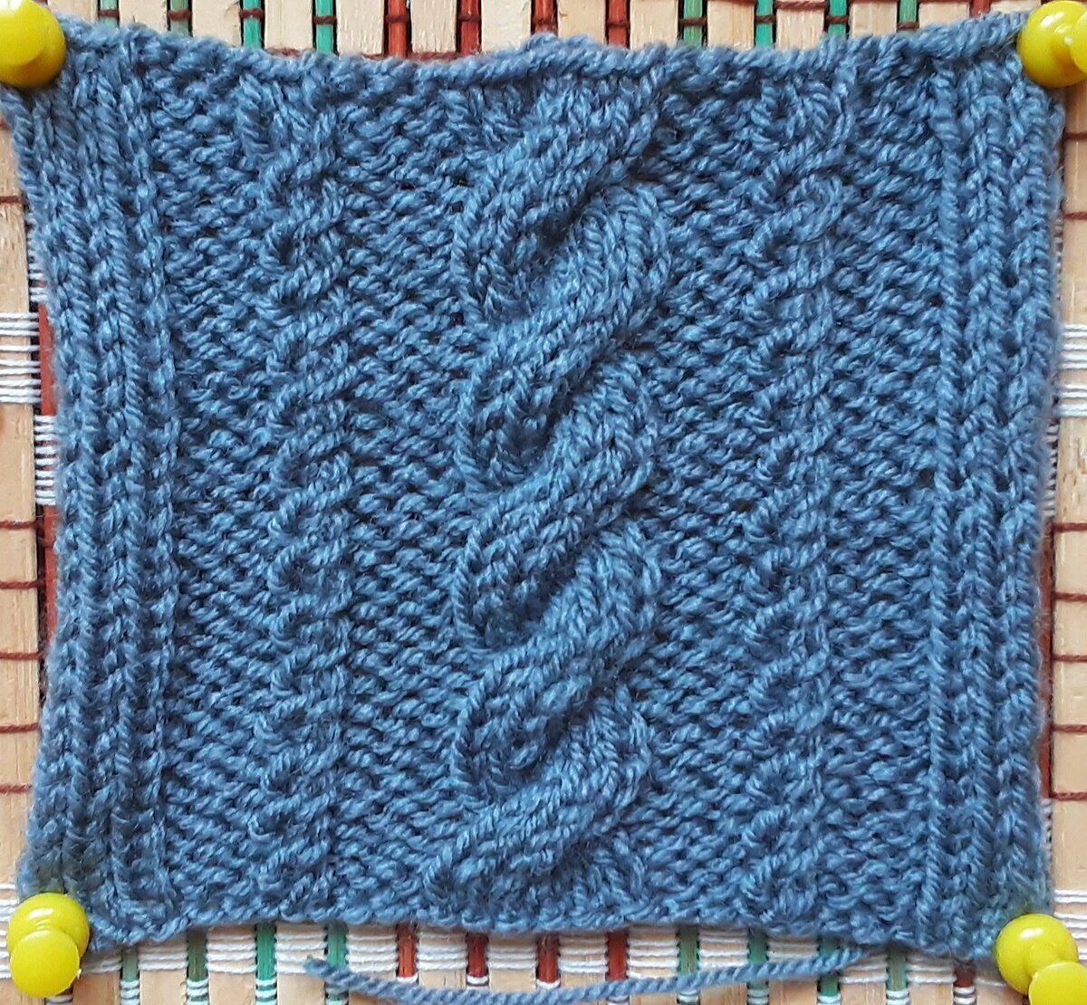 Лицевая сторона узора.