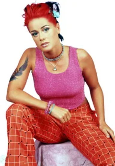 Лене Нюстрём позирует.