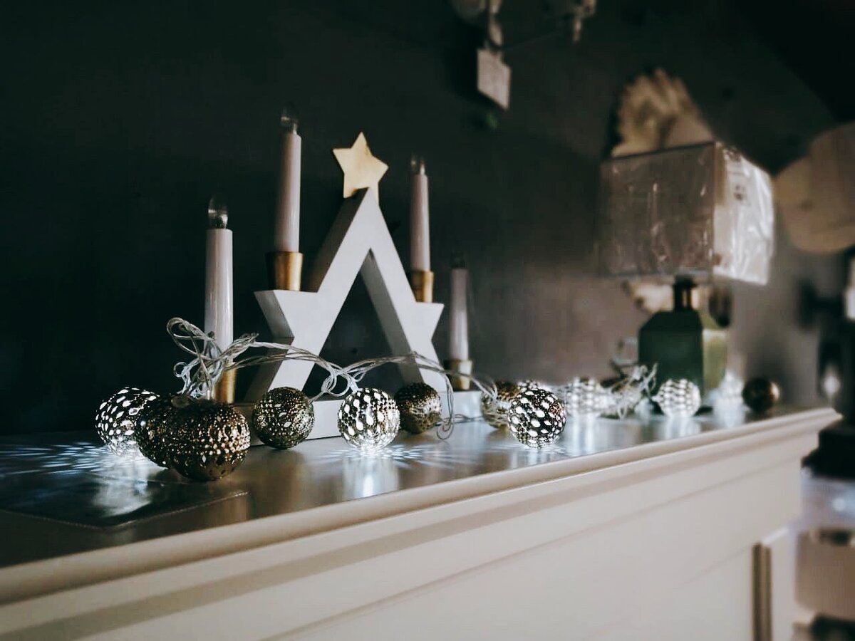 Гирлянда в Центре света в Череповце, пр-кт Победы, 148 «Б», ТК «Вега»