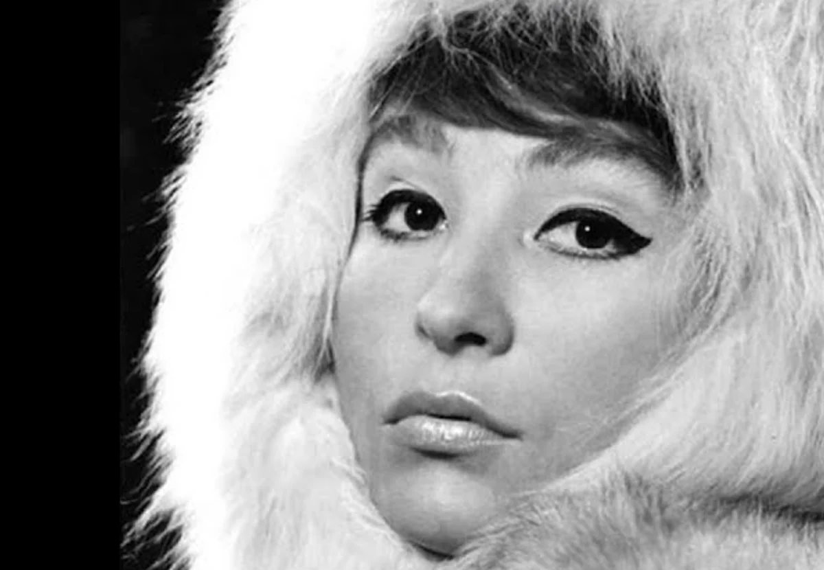 "Не вы один. Многие до сих пор уверены, что я умерла. А я вот еще живу." (с) Маргарита Суворова