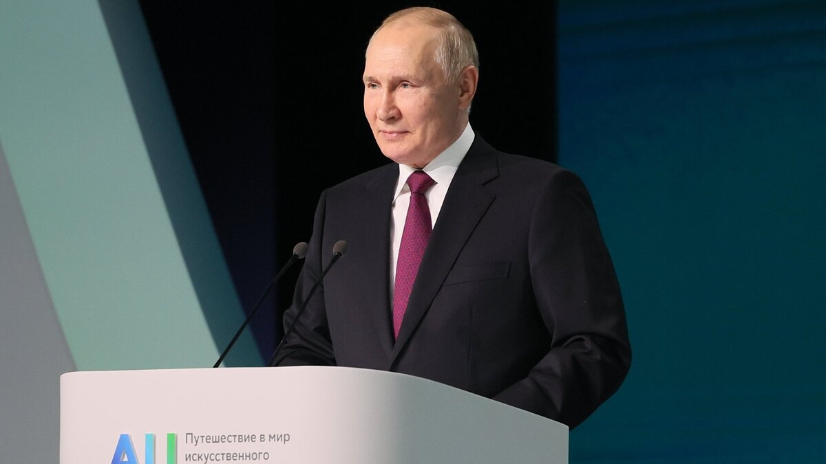    Президент РФ В. Путин© POOL