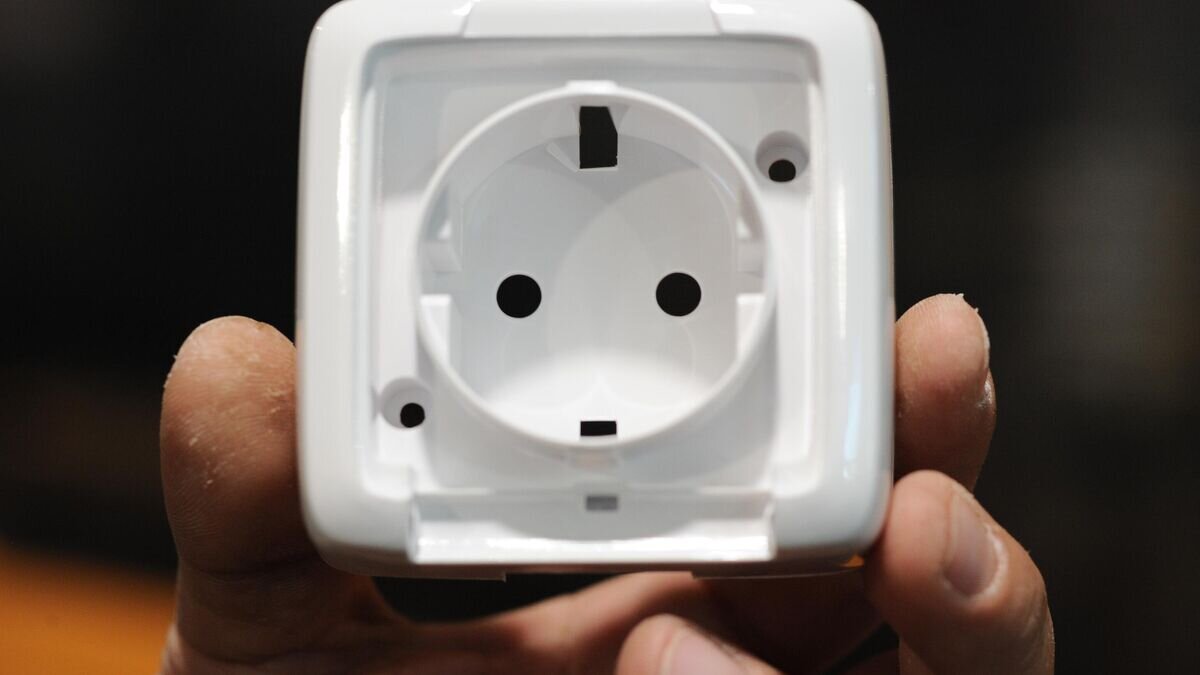    Крышка для розетки© РИА Новости / Алексей Сухоруков