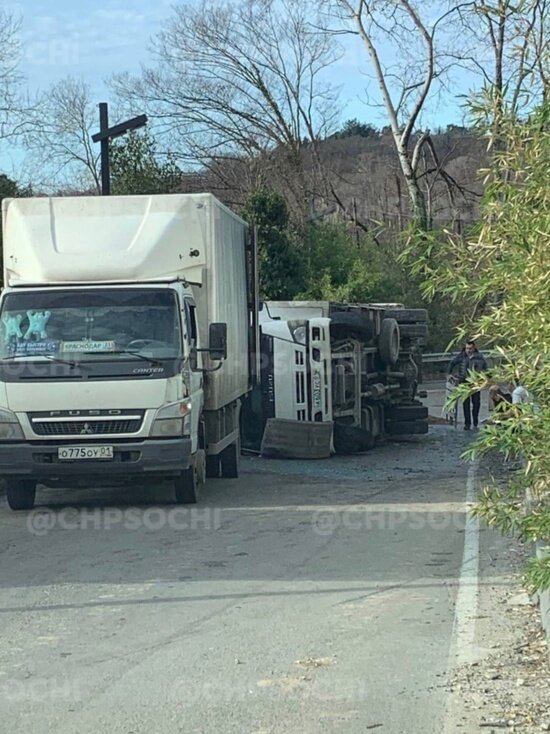     фото: телеграм-канал "ЧП Сочи"