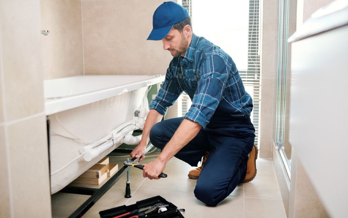 Если не возникла аварийная ситуация, то коммунальщики не придут без предупреждения.  Фото: Фото: freepik.com