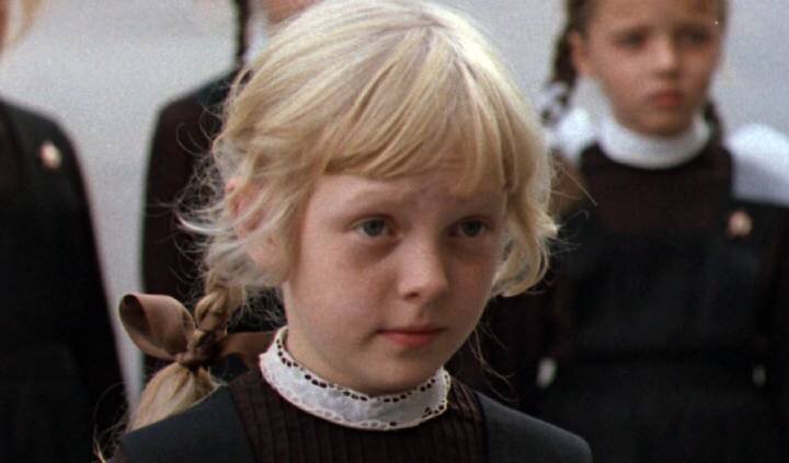 Кадр из фильма "«Странные взрослые»