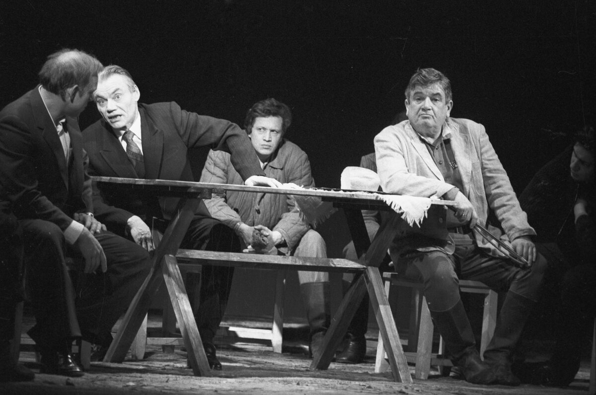    Весник был первым в СССР, кто сыграл Остапа Бендера на театральной сцене, — актёр перевоплощался в идейного авантюриста более 600 раз / РИА Новости