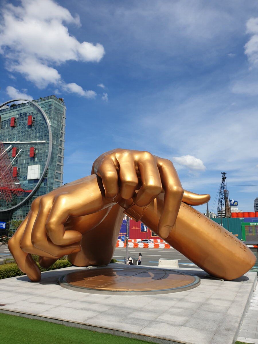 Золотые руки Gangnam style, обе хороши