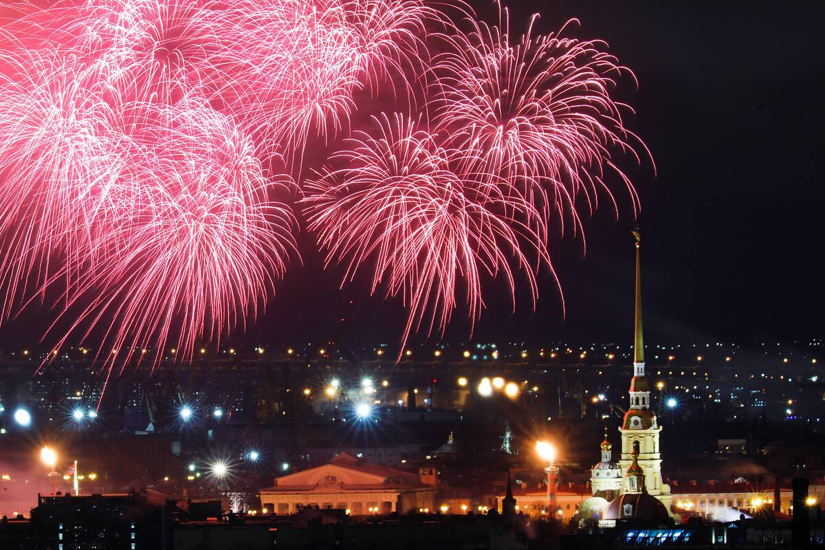 салют сегодня в санкт петербурге