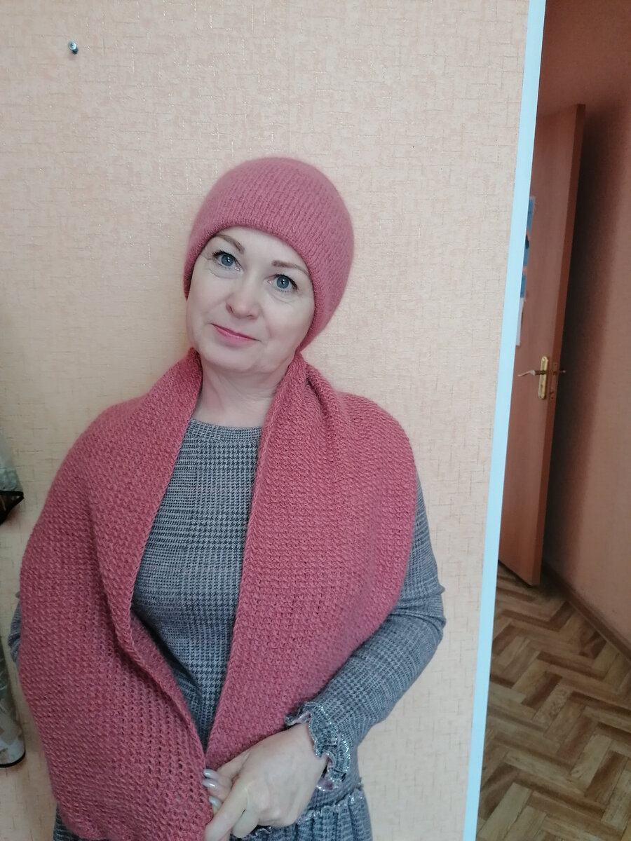 Подружка в новом комплекте