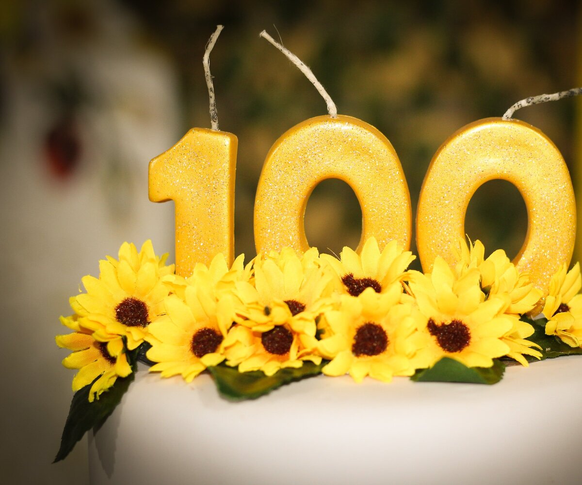     Как прожить 100 лет? Долгожители поделились с The Guardian своими секретами