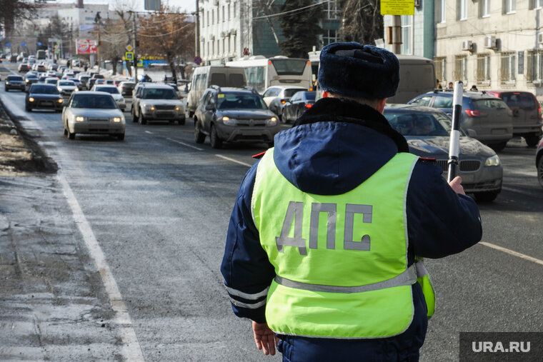   Движение перекроют на улицах Коммуны и Энтузиастов