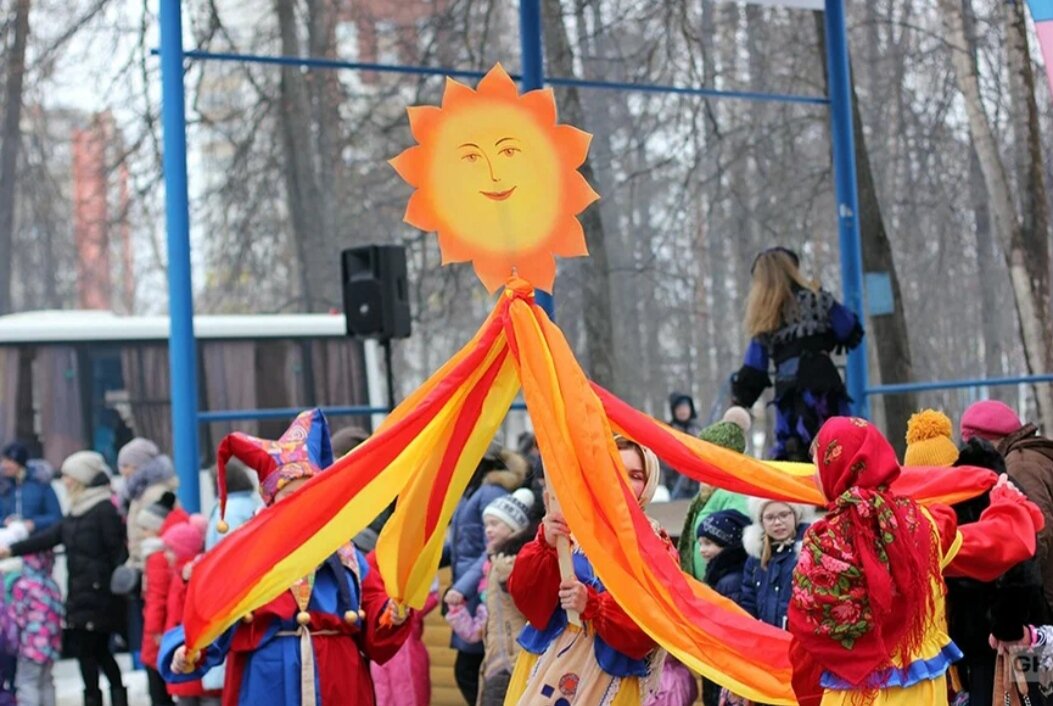 Праздник Масленицы в лесопарке Рязань
