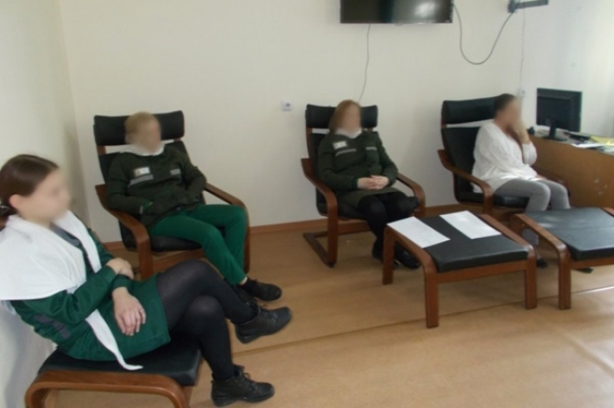 Социальный работник в колонии. Программа социальной реабилитации осужденных. Программа социальной работы с осужденными. Программа социальной реабилитации осужденных. Социальная адаптация лиц освободившихся из мест лишения свободы.