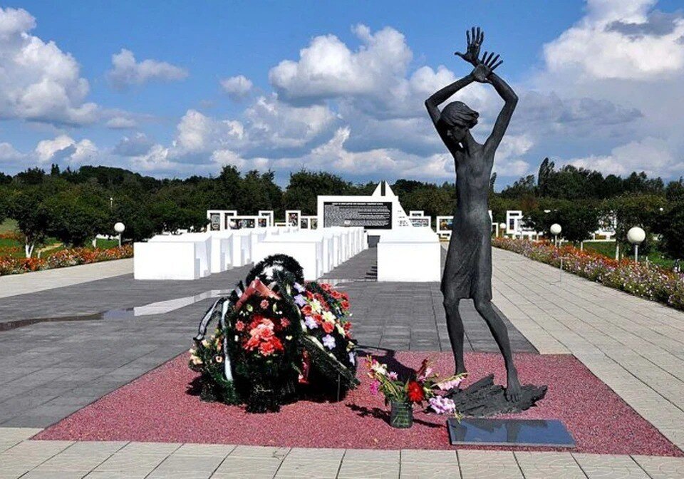     Мемориальный комплекс в Красном Береге, посвященный погибшим от рук фашистов белорусским детям. Фото: monument.goub.by