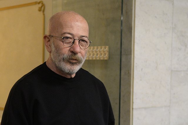    Что известно о срочной операции Александра Розенбаума?