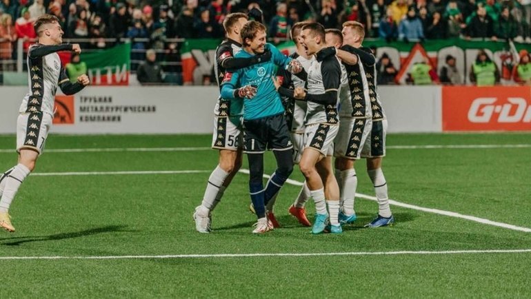    Радость игроков «Акрона» после победы над «Локомотивом» в Кубке России.ФК «Акрон»